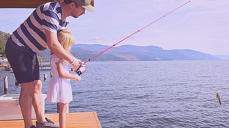 Pink Fishing Pole: 8 Cute Rods For Girls