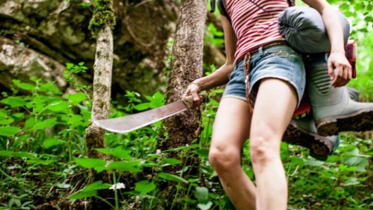 11 Best Machetes for Hiking in 2022